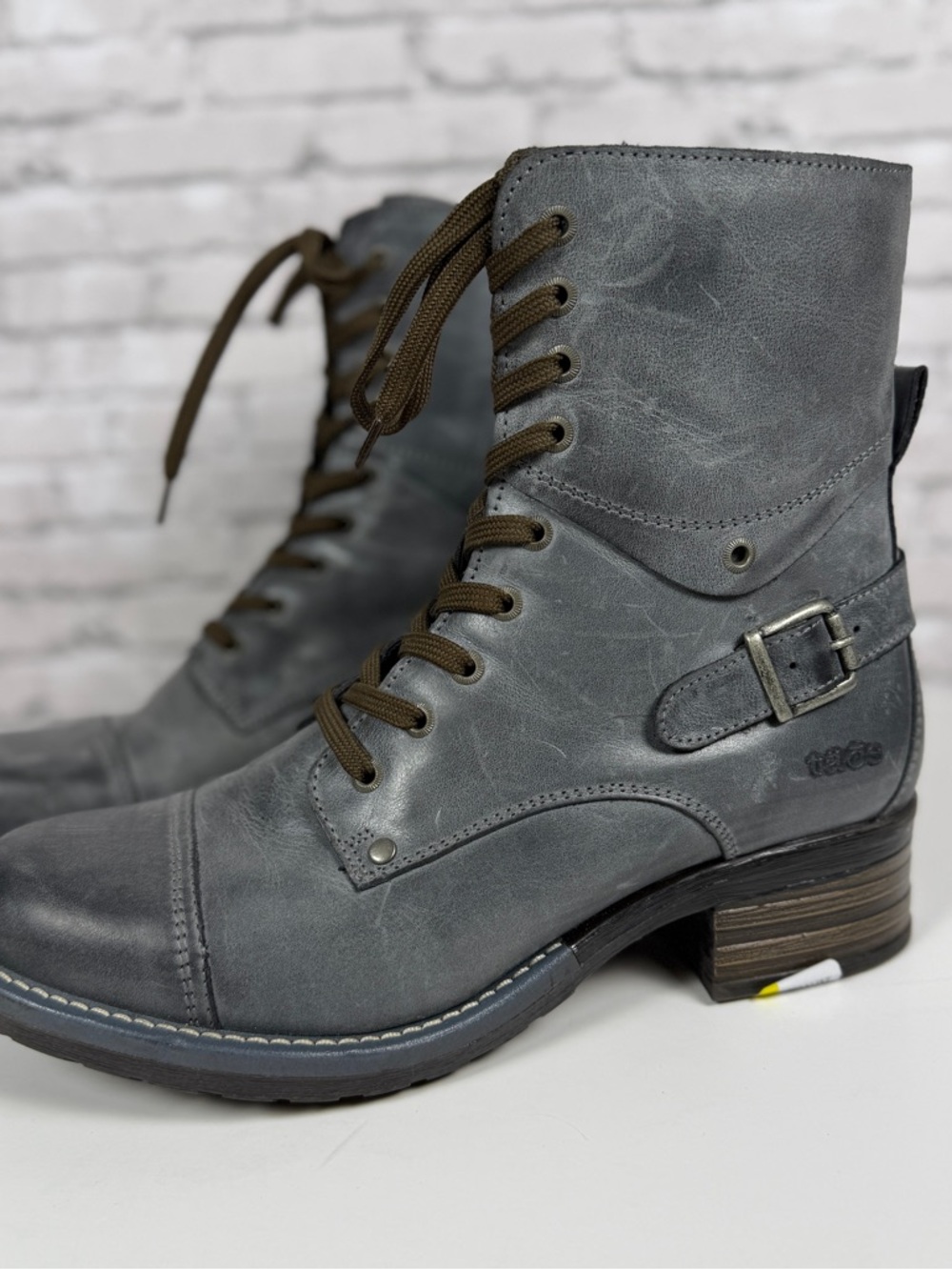 Taos Footwear Gray Lace-Up Leather Boots Side Zip EU 41, US 10-10.5